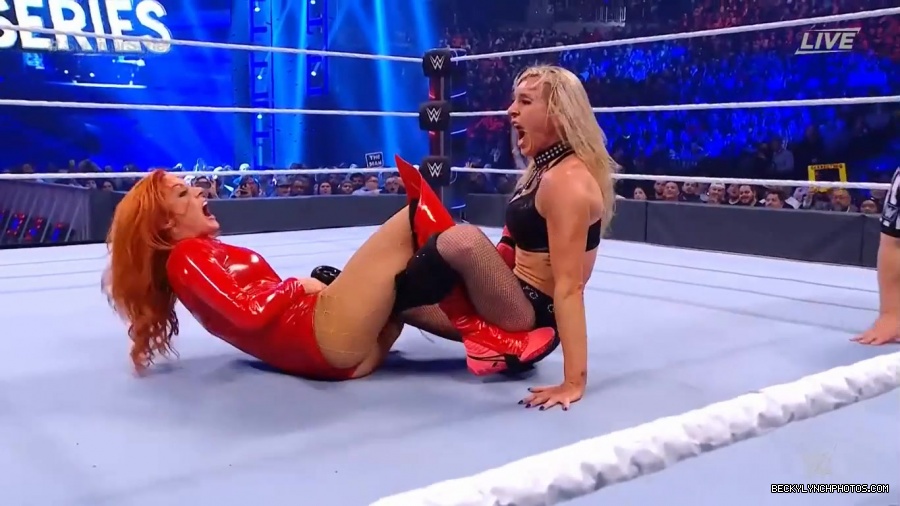 SURVIVOR_SERIES_2021_NOV__212C_2021_-_Becky_vs_Charlotte_2596.jpg