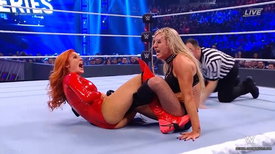 SURVIVOR_SERIES_2021_NOV__212C_2021_-_Becky_vs_Charlotte_2600.jpg