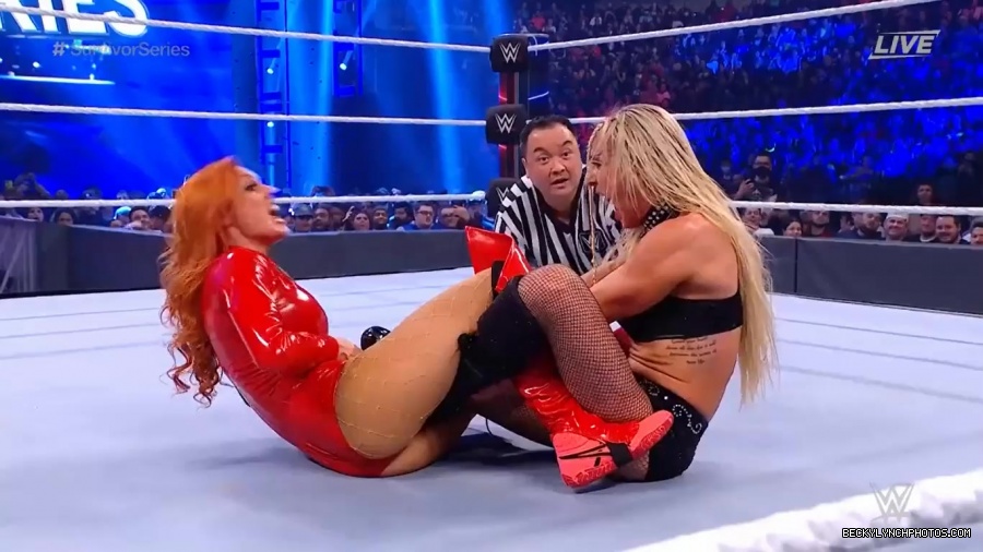 SURVIVOR_SERIES_2021_NOV__212C_2021_-_Becky_vs_Charlotte_2604.jpg