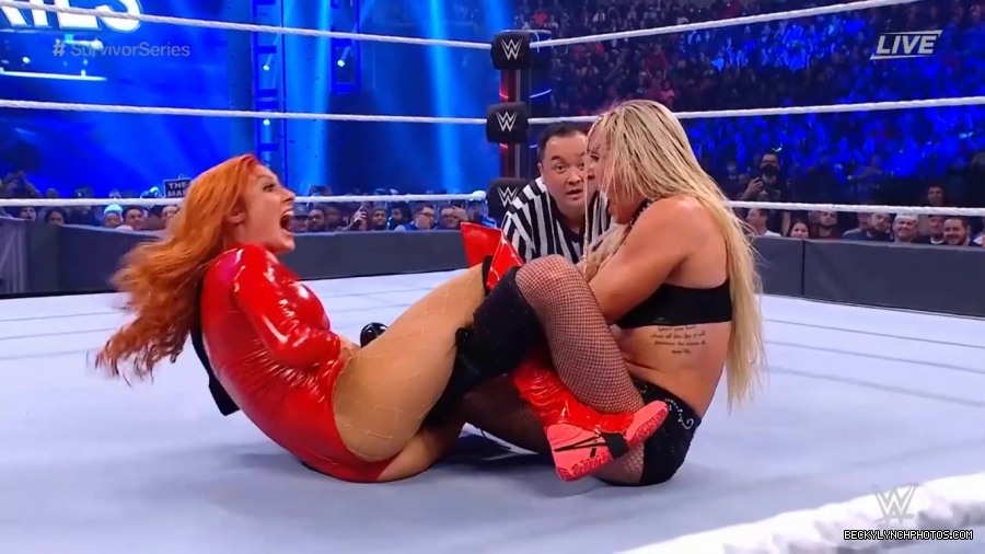 SURVIVOR_SERIES_2021_NOV__212C_2021_-_Becky_vs_Charlotte_2605.jpg