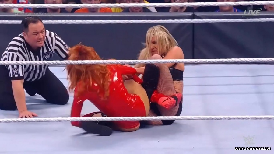 SURVIVOR_SERIES_2021_NOV__212C_2021_-_Becky_vs_Charlotte_2630.jpg