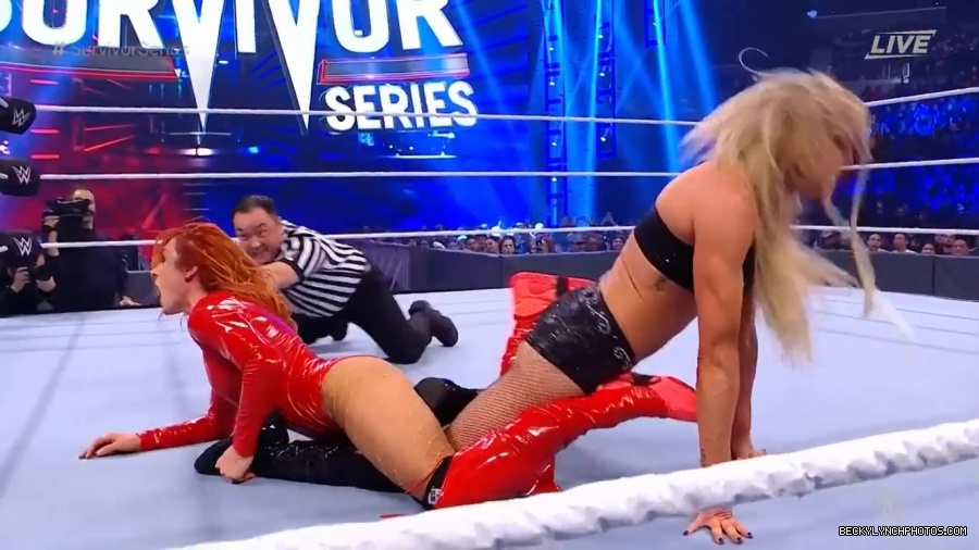 SURVIVOR_SERIES_2021_NOV__212C_2021_-_Becky_vs_Charlotte_2640.jpg