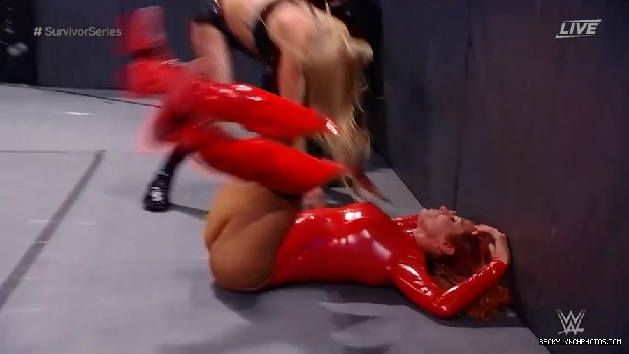 SURVIVOR_SERIES_2021_NOV__212C_2021_-_Becky_vs_Charlotte_2822.jpg