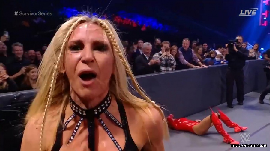 SURVIVOR_SERIES_2021_NOV__212C_2021_-_Becky_vs_Charlotte_2829.jpg