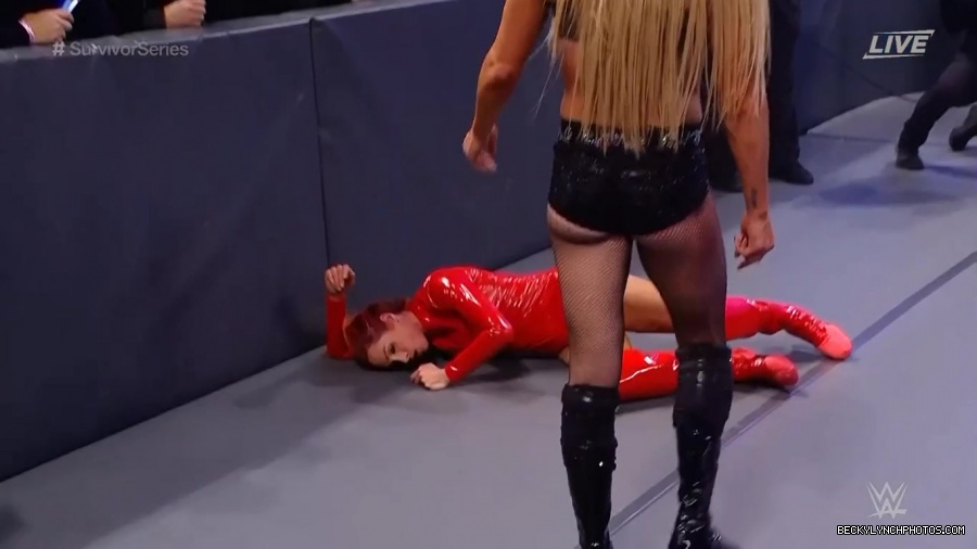 SURVIVOR_SERIES_2021_NOV__212C_2021_-_Becky_vs_Charlotte_2839.jpg