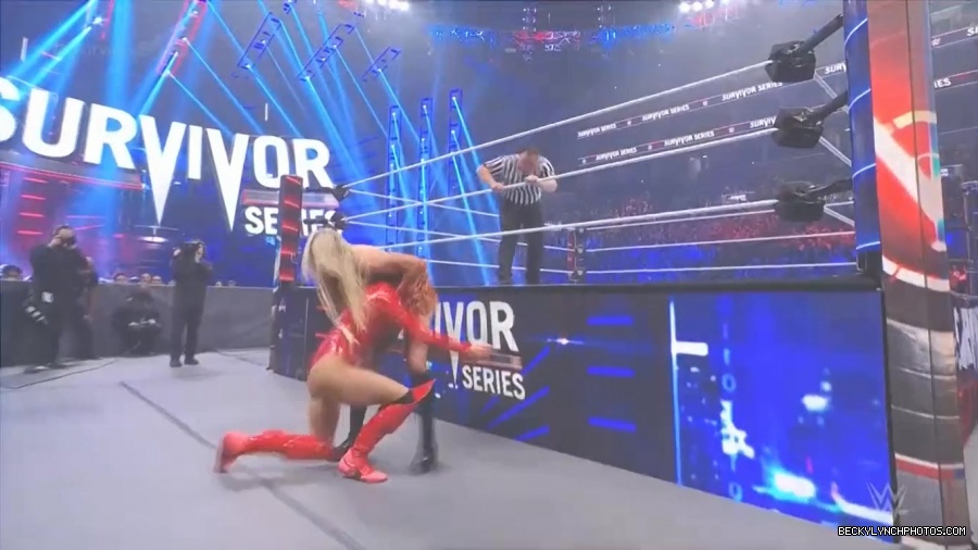 SURVIVOR_SERIES_2021_NOV__212C_2021_-_Becky_vs_Charlotte_2872.jpg