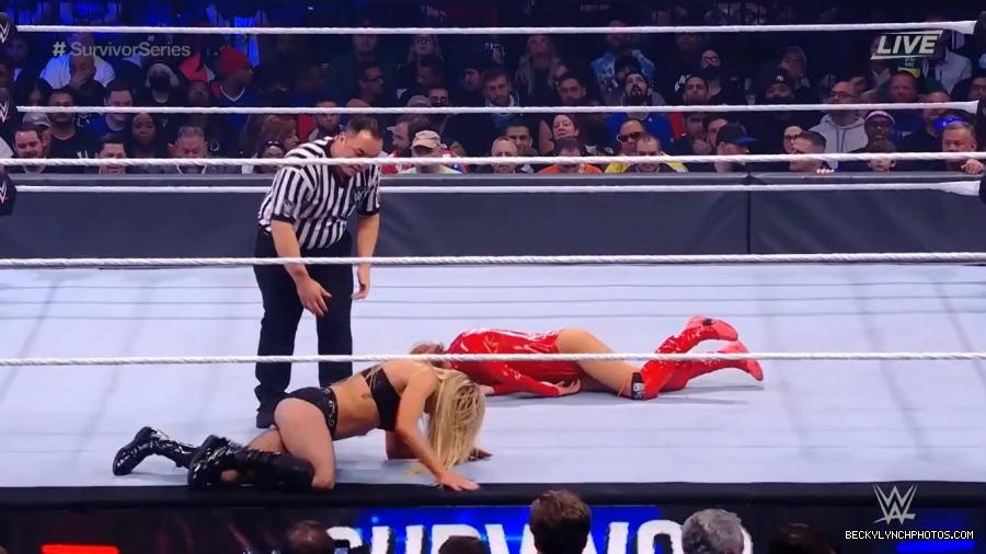 SURVIVOR_SERIES_2021_NOV__212C_2021_-_Becky_vs_Charlotte_2885.jpg