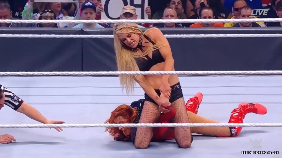 SURVIVOR_SERIES_2021_NOV__212C_2021_-_Becky_vs_Charlotte_2926.jpg