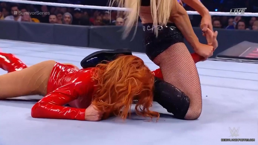 SURVIVOR_SERIES_2021_NOV__212C_2021_-_Becky_vs_Charlotte_2934.jpg