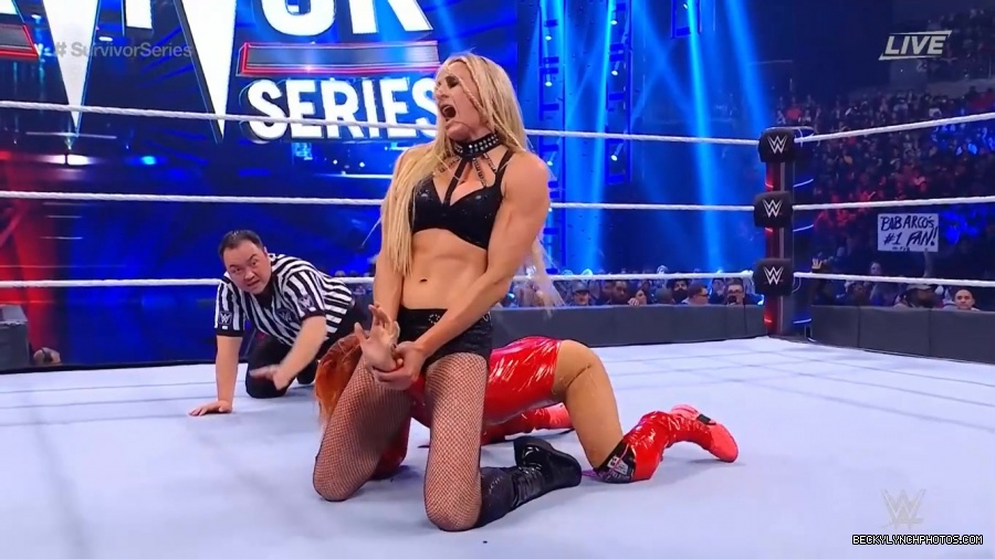 SURVIVOR_SERIES_2021_NOV__212C_2021_-_Becky_vs_Charlotte_2941.jpg