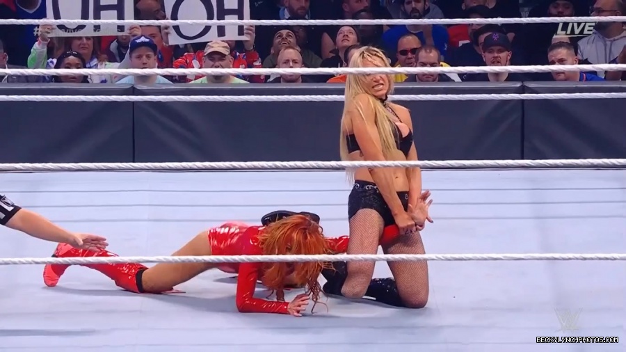 SURVIVOR_SERIES_2021_NOV__212C_2021_-_Becky_vs_Charlotte_2948.jpg