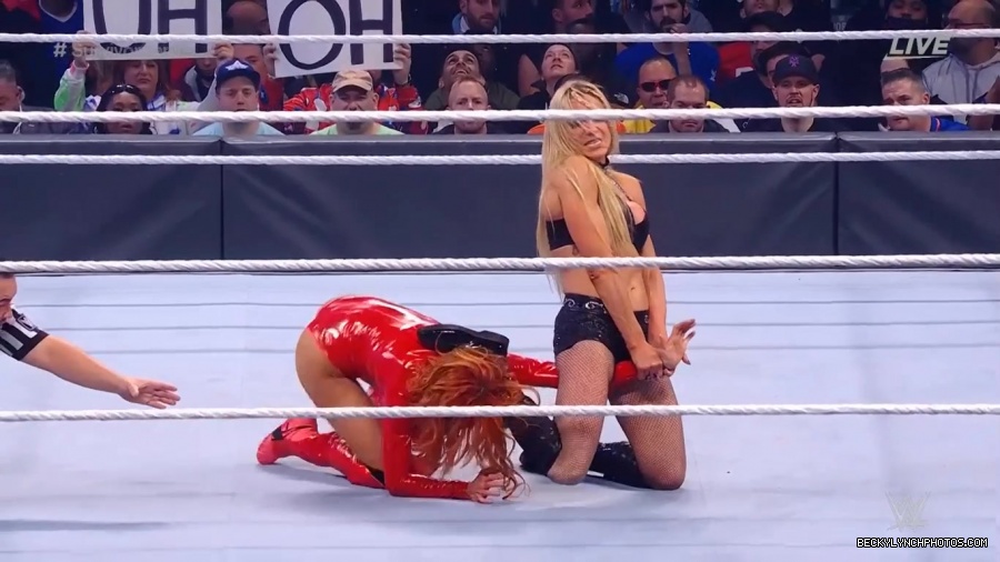 SURVIVOR_SERIES_2021_NOV__212C_2021_-_Becky_vs_Charlotte_2949.jpg