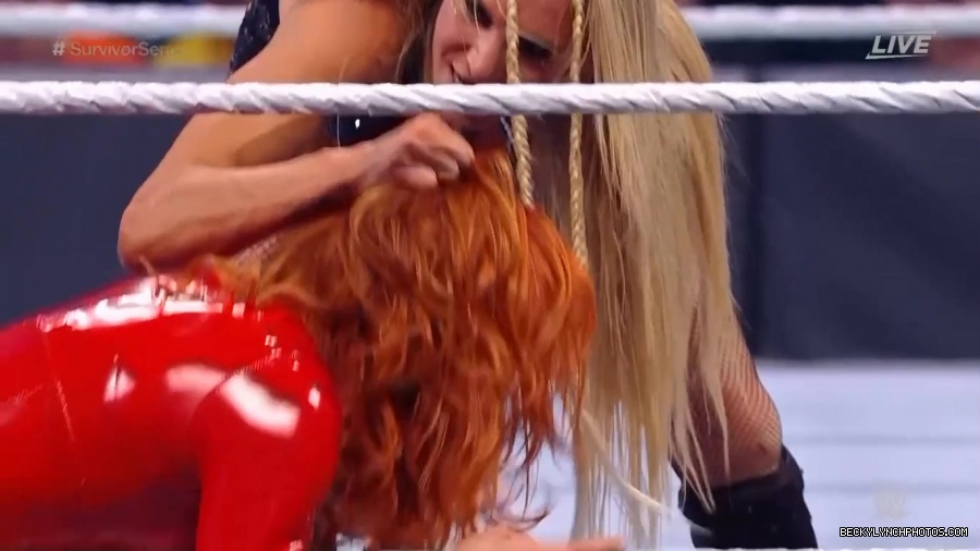 SURVIVOR_SERIES_2021_NOV__212C_2021_-_Becky_vs_Charlotte_2968.jpg