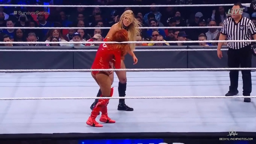 SURVIVOR_SERIES_2021_NOV__212C_2021_-_Becky_vs_Charlotte_2978.jpg