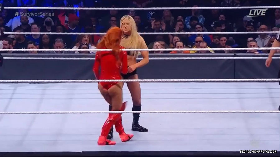 SURVIVOR_SERIES_2021_NOV__212C_2021_-_Becky_vs_Charlotte_2981.jpg