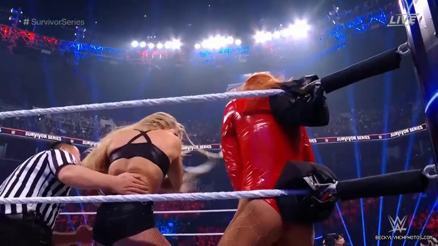 SURVIVOR_SERIES_2021_NOV__212C_2021_-_Becky_vs_Charlotte_2994.jpg