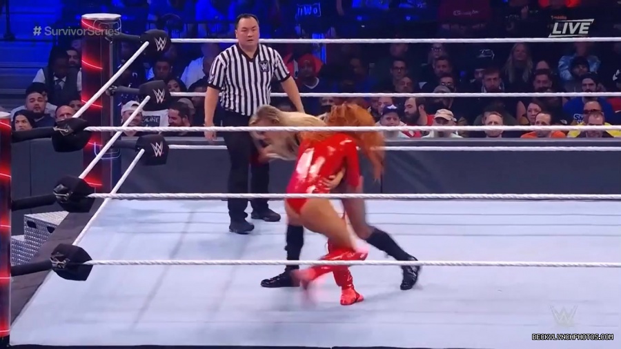 SURVIVOR_SERIES_2021_NOV__212C_2021_-_Becky_vs_Charlotte_3008.jpg