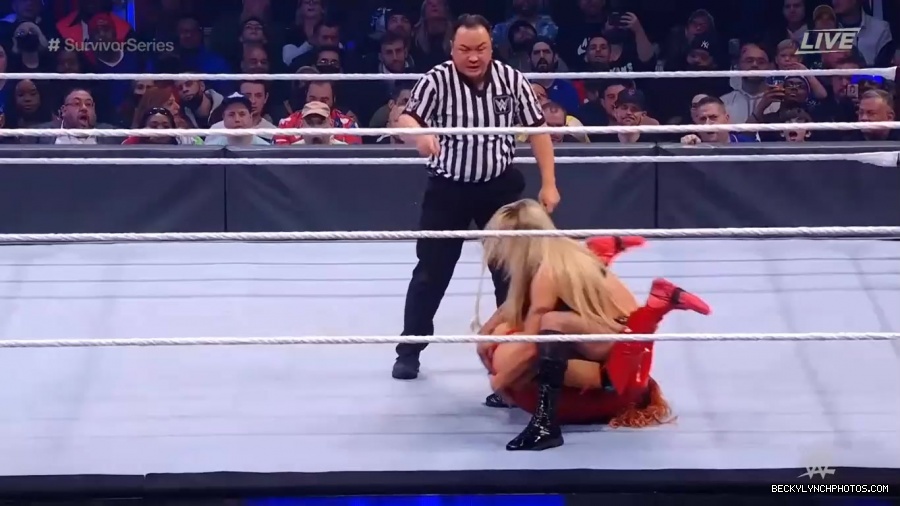 SURVIVOR_SERIES_2021_NOV__212C_2021_-_Becky_vs_Charlotte_3032.jpg