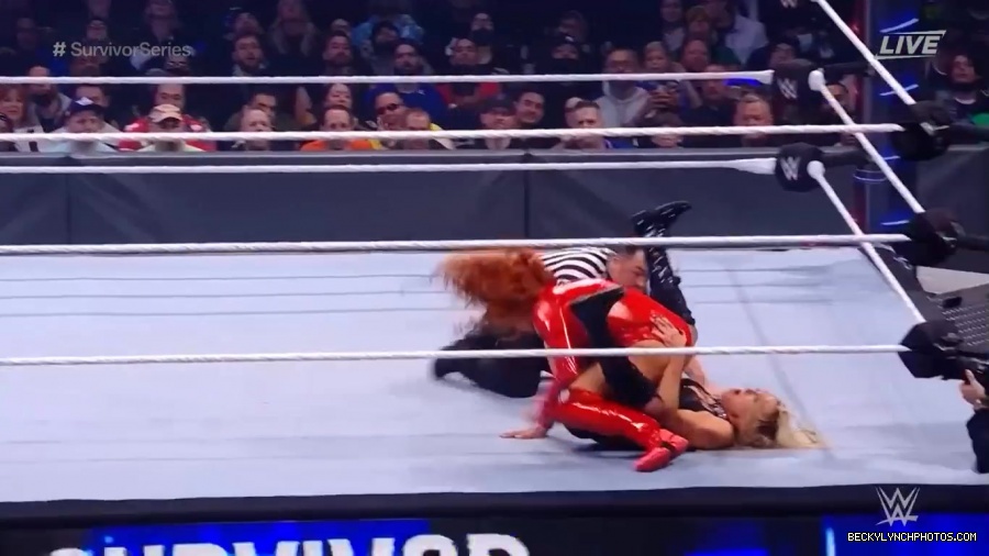 SURVIVOR_SERIES_2021_NOV__212C_2021_-_Becky_vs_Charlotte_3034.jpg
