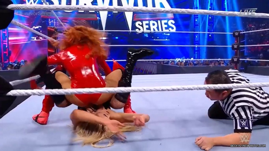 SURVIVOR_SERIES_2021_NOV__212C_2021_-_Becky_vs_Charlotte_3040.jpg