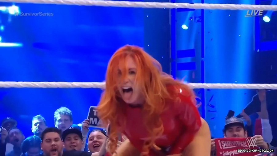 SURVIVOR_SERIES_2021_NOV__212C_2021_-_Becky_vs_Charlotte_3053.jpg