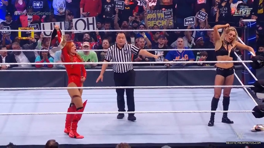 SURVIVOR_SERIES_2021_NOV__212C_2021_-_Becky_vs_Charlotte_3108.jpg