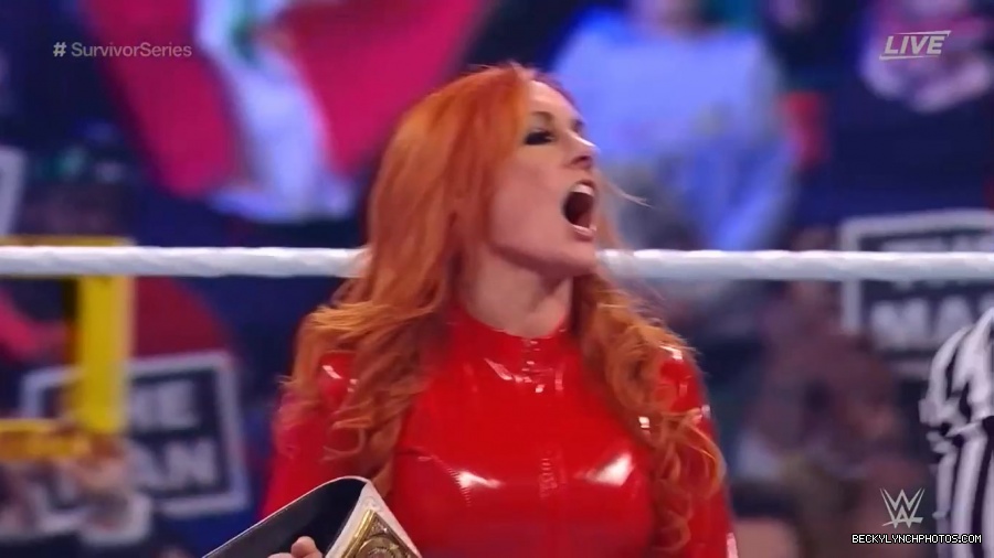 SURVIVOR_SERIES_2021_NOV__212C_2021_-_Becky_vs_Charlotte_3129.jpg