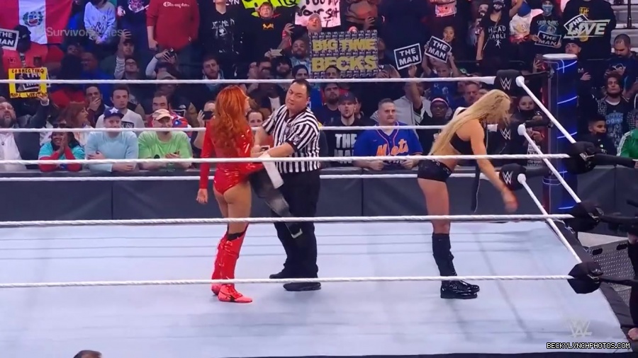 SURVIVOR_SERIES_2021_NOV__212C_2021_-_Becky_vs_Charlotte_3134.jpg