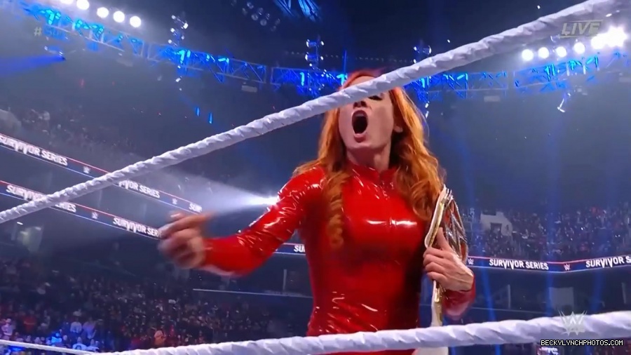 SURVIVOR_SERIES_2021_NOV__212C_2021_-_Becky_vs_Charlotte_3233.jpg