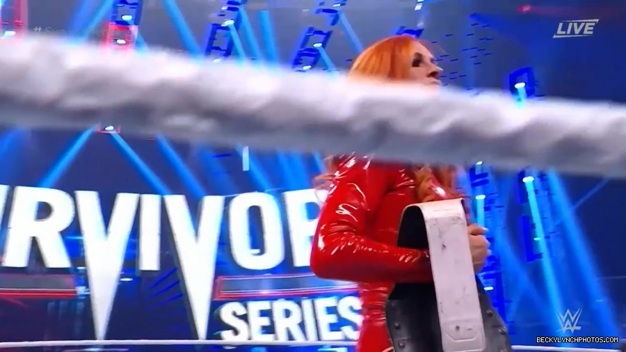 SURVIVOR_SERIES_2021_NOV__212C_2021_-_Becky_vs_Charlotte_3269.jpg